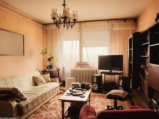 Departamento de 3 ambientes con balcón aterrazado